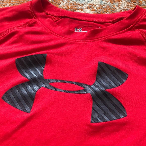 Under Armour tee - Picture 2 of 4